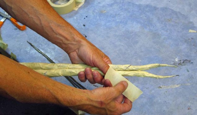 Paper mache Tiamat dragons -tongue